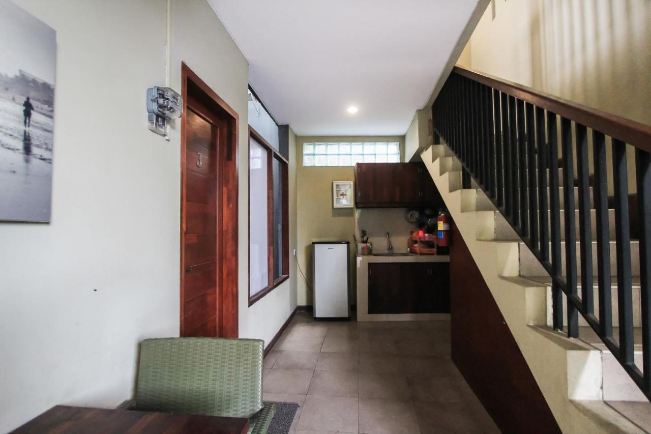 Kuta Legian Inn Екстер'єр фото
