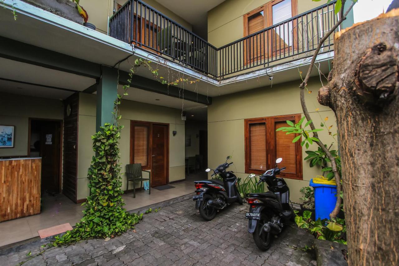 Kuta Legian Inn Екстер'єр фото